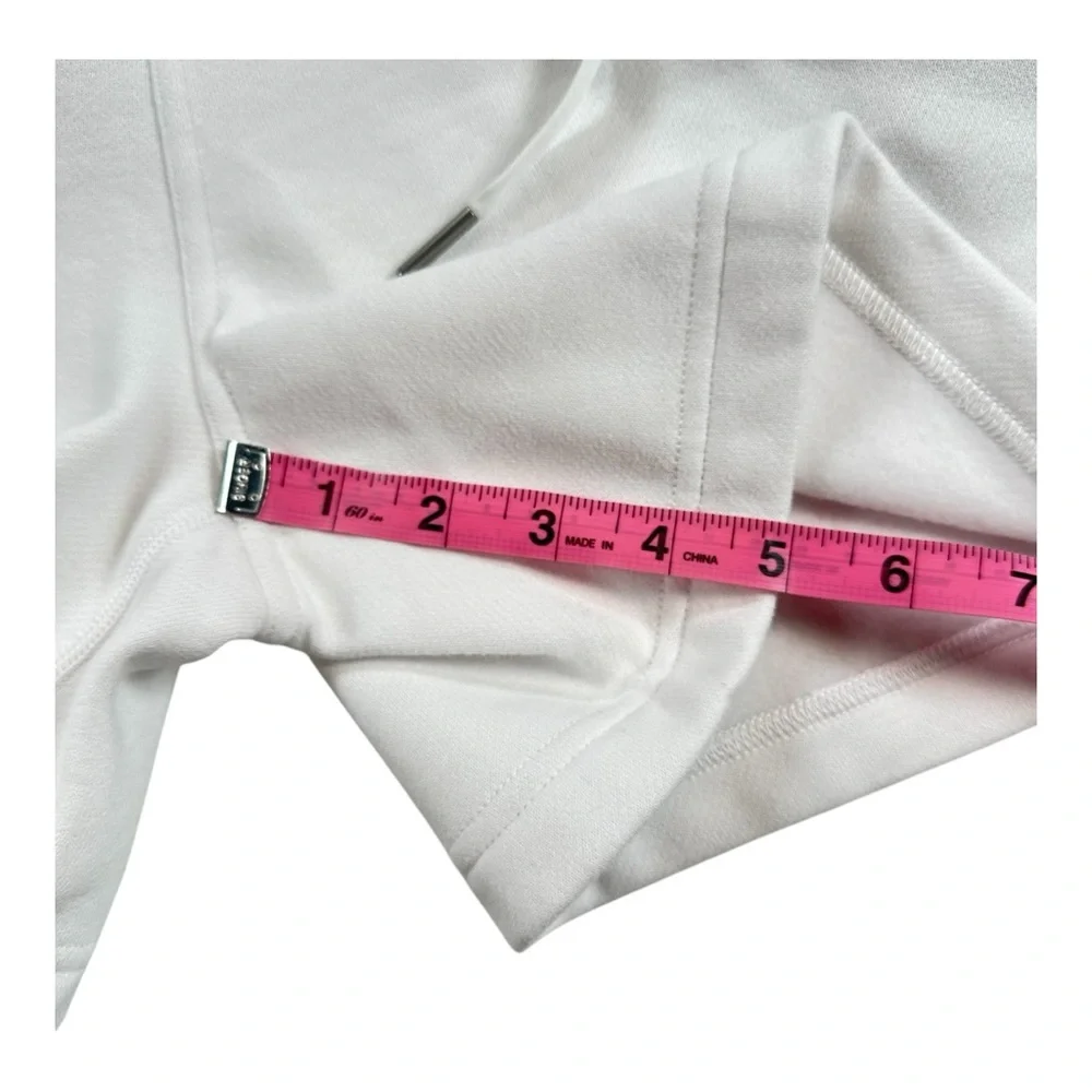 NWT Lululemon Scuba‎ High-Rise Short 5
